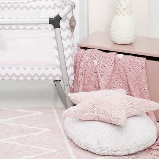 Akcia mesiaca - 10% zľava na všetky koberce značky Lorena Canals . Skvele koberce ktoré operiete v domácej práčke ....